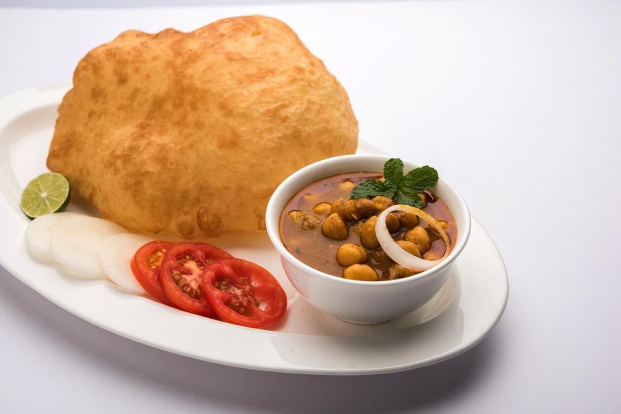 Oyo 75460 Sky High Residency Hotel Ludhiana Buitenkant foto