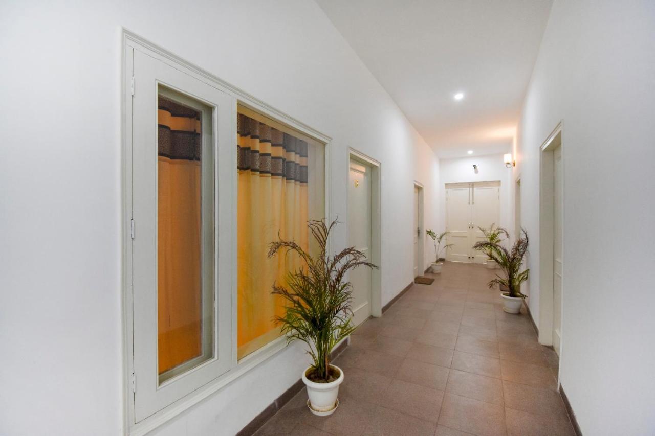 Oyo 75460 Sky High Residency Hotel Ludhiana Buitenkant foto