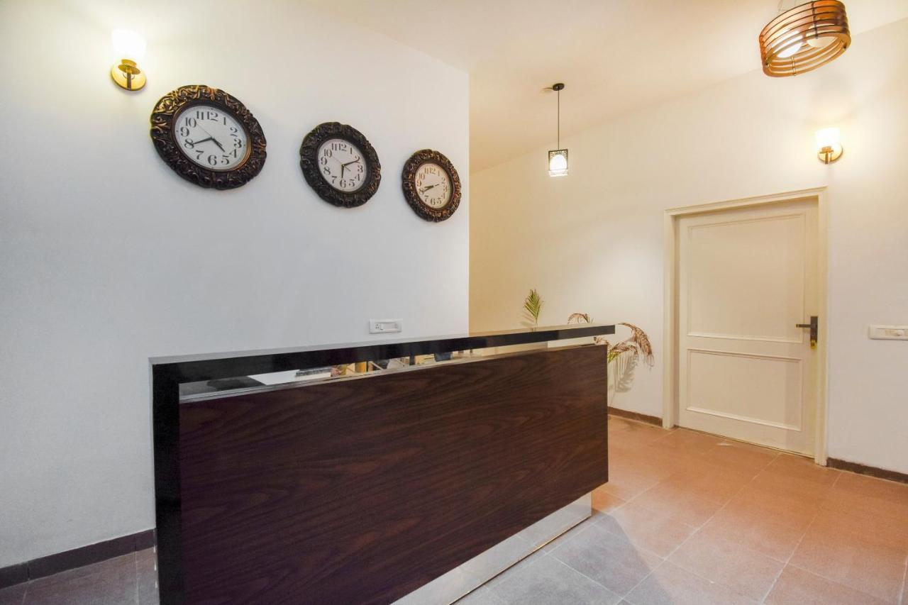 Oyo 75460 Sky High Residency Hotel Ludhiana Buitenkant foto
