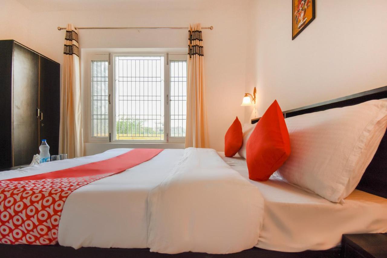 Oyo 75460 Sky High Residency Hotel Ludhiana Buitenkant foto