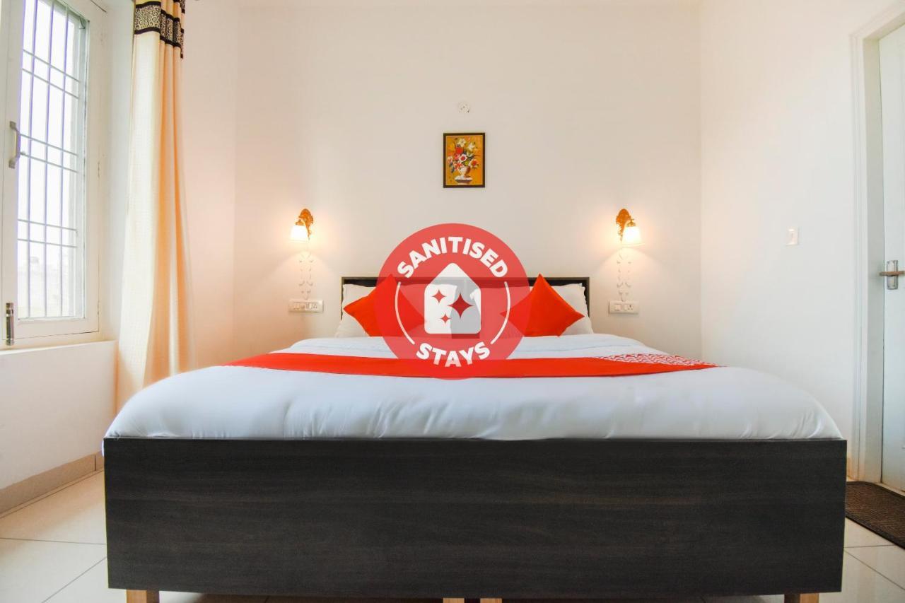 Oyo 75460 Sky High Residency Hotel Ludhiana Buitenkant foto